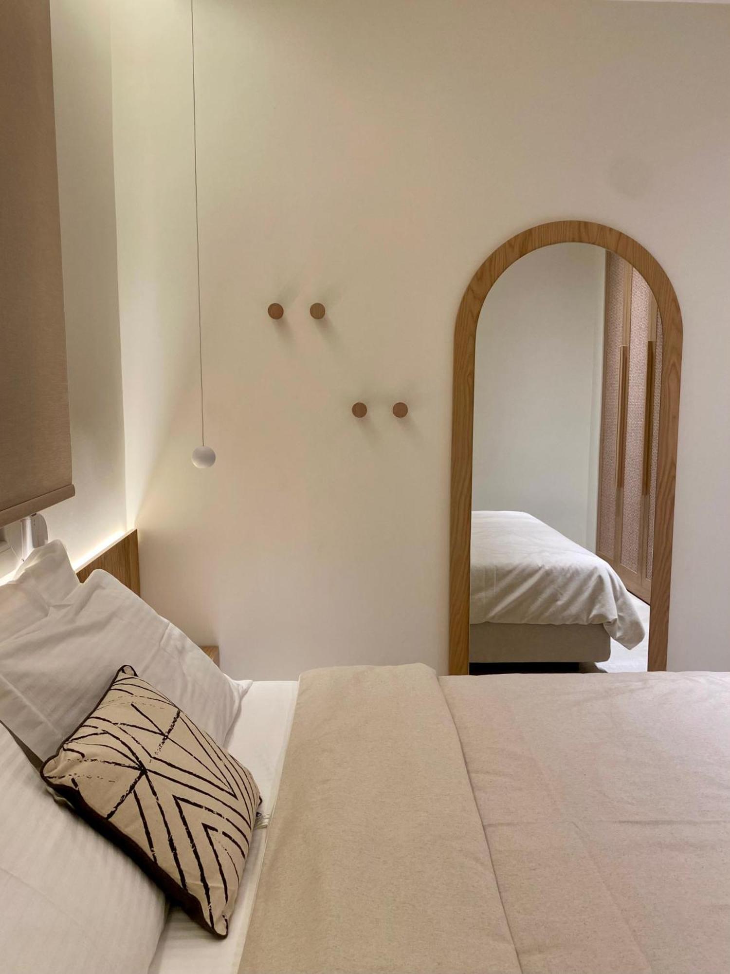 Venice Studios & Apartments สตาวรอส ภายนอก รูปภาพ